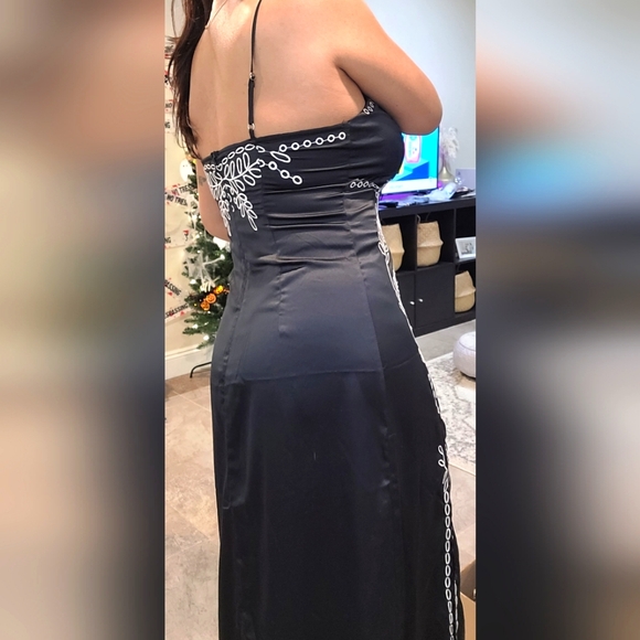 Midi Dress - Picture 2 of 7